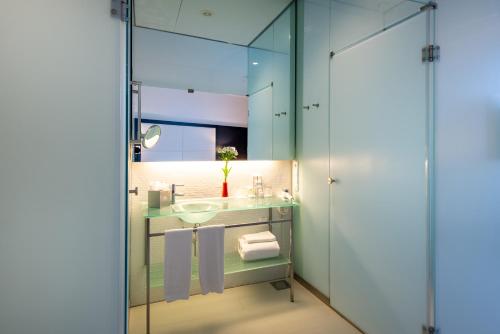 Habitación Doble Estándar - 1 o 2 camas del hotel Porta Fira. Foto 4