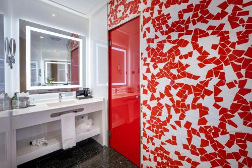 Suite Presidencial del hotel Porta Fira. Foto 7