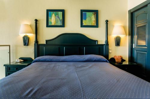 HABITACIÓN DÚPLEX del hotel Riu Emerald Bay. Foto 1