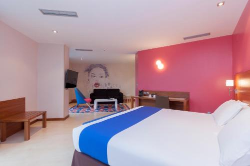 Suite Junior del hotel Gran Bilbao. Foto 7
