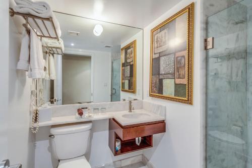 Habitación Doble con vistas al jardín del hotel Blue Angel Nyc, Ascend Collection. Foto 4