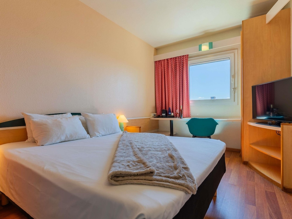 Habitación Confort, 1 cama doble del hotel Ibis Jerez De La Frontera. Foto 1