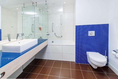 Suite Junior del hotel Park Inn By Radisson Krakow. Foto 3
