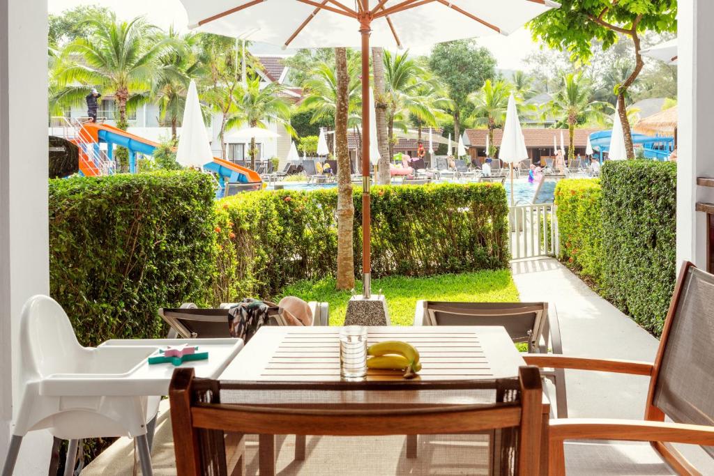 Happy Baby Studio del hotel Sunwing Kamala Beach - Sha Extra Plus. Foto 6