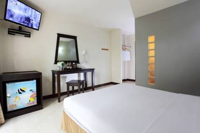 Habitación Doble Deluxe del hotel Rambuttri Village Inn and Plaza. Foto 18