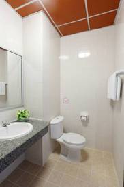 Habitación Doble Deluxe - 2 camas del hotel Rambuttri Village Inn and Plaza. Foto 13