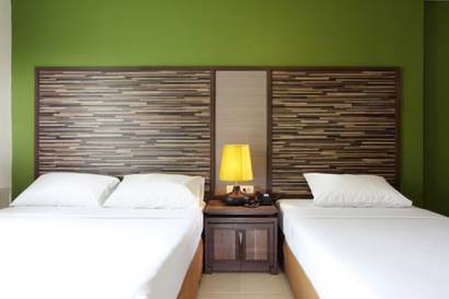 Habitación Triple Deluxe del hotel Rambuttri Village Inn and Plaza. Foto 18