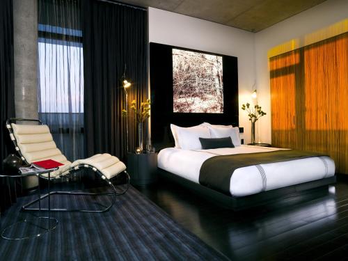 Estudio con cama extragrande del hotel Sixty Les. Foto 3