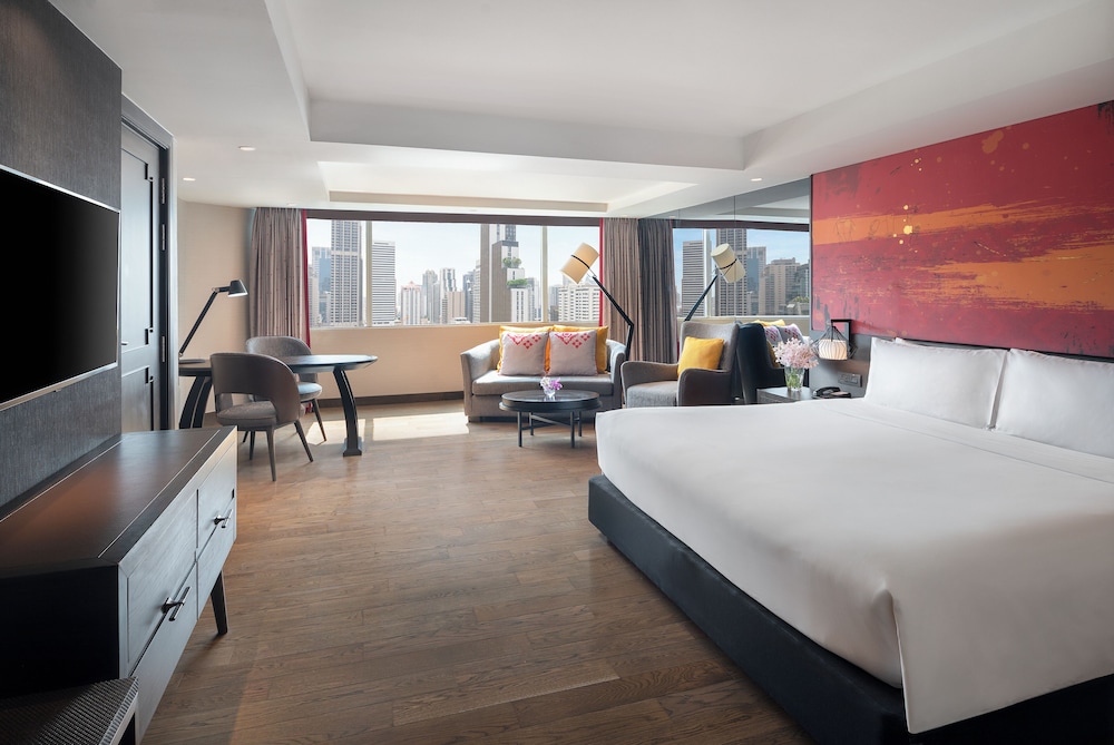 Habitación Privilege con Cama King, Acceso al Salón del hotel Mercure Bangkok Sukhumvit 11. Foto 3