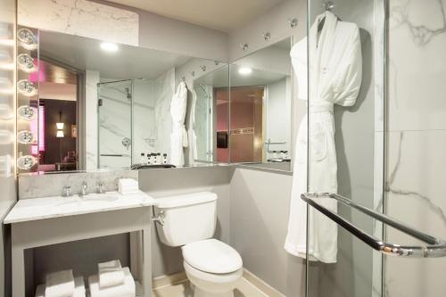 Habitación Doble del hotel Henri. Foto 4