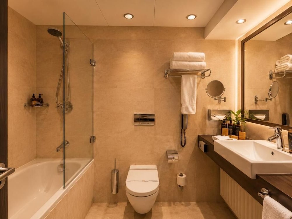 Suite Ejecutiva con 1 Cama King del hotel Bucharest Unirii Square - Handritten Collection. Foto 10