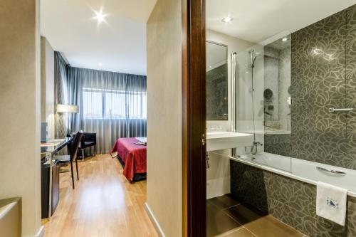 Habitación Doble del hotel Eurostars Executive. Foto 5