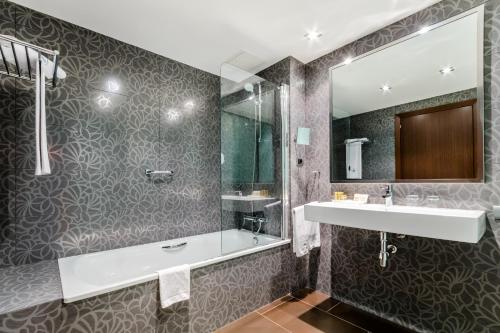 Suite Junior del hotel Eurostars Executive. Foto 6