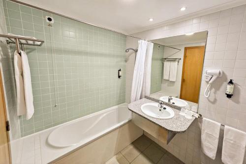 Estudio del hotel Antillia. Foto 1