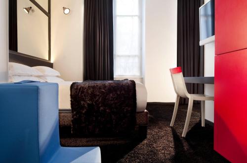 Habitación Doble Superior del hotel Sejour BeauBourg. Foto 3