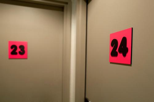 Habitación Doble Superior del hotel Sejour BeauBourg. Foto 19