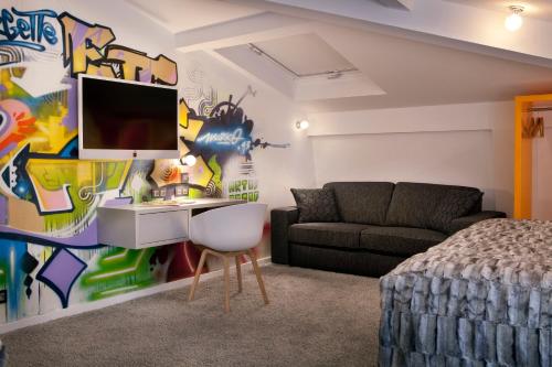 Habitación Doble Deluxe del hotel Sejour BeauBourg. Foto 6