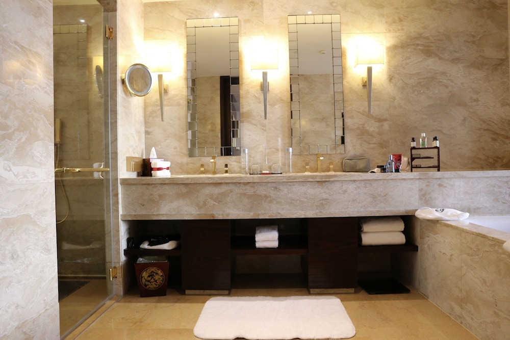 Fairmont Gold Studio King Room del hotel Fairmont Beijing. Foto 5