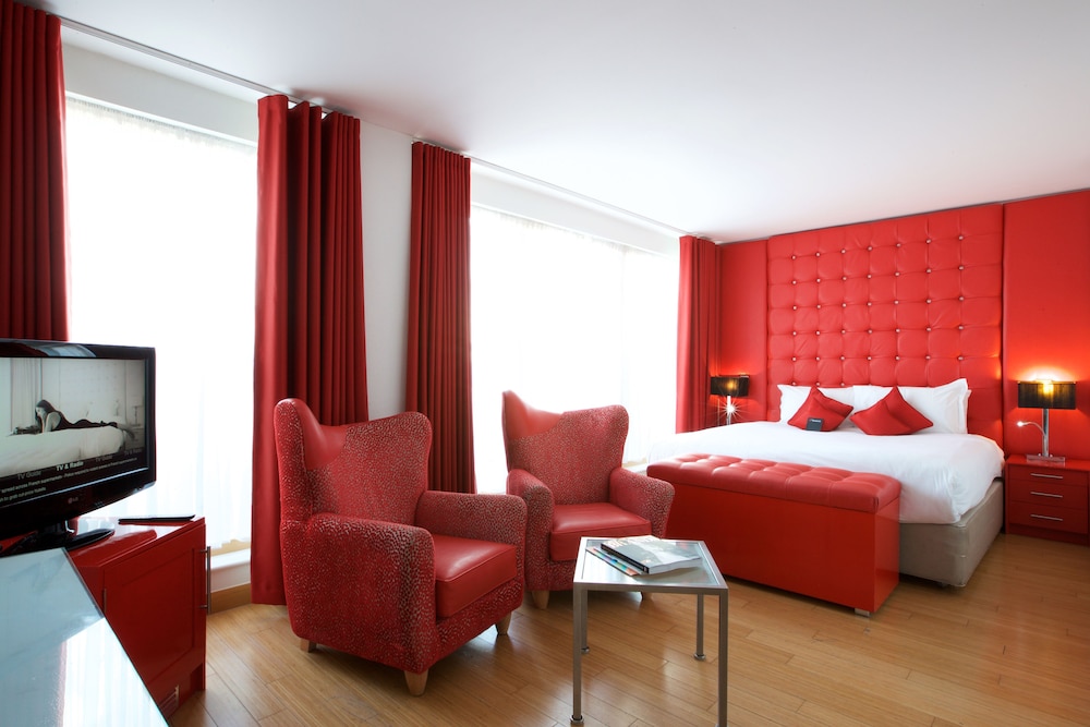 Habitación Premium doble, 1 cama de matrimonio grande, balcón, vistas a la ciudad del hotel The Bermondsey Square. Foto 3