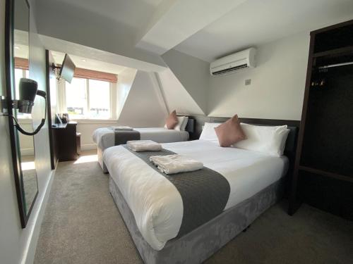 Habitación Triple del hotel Trebovir. Foto 4