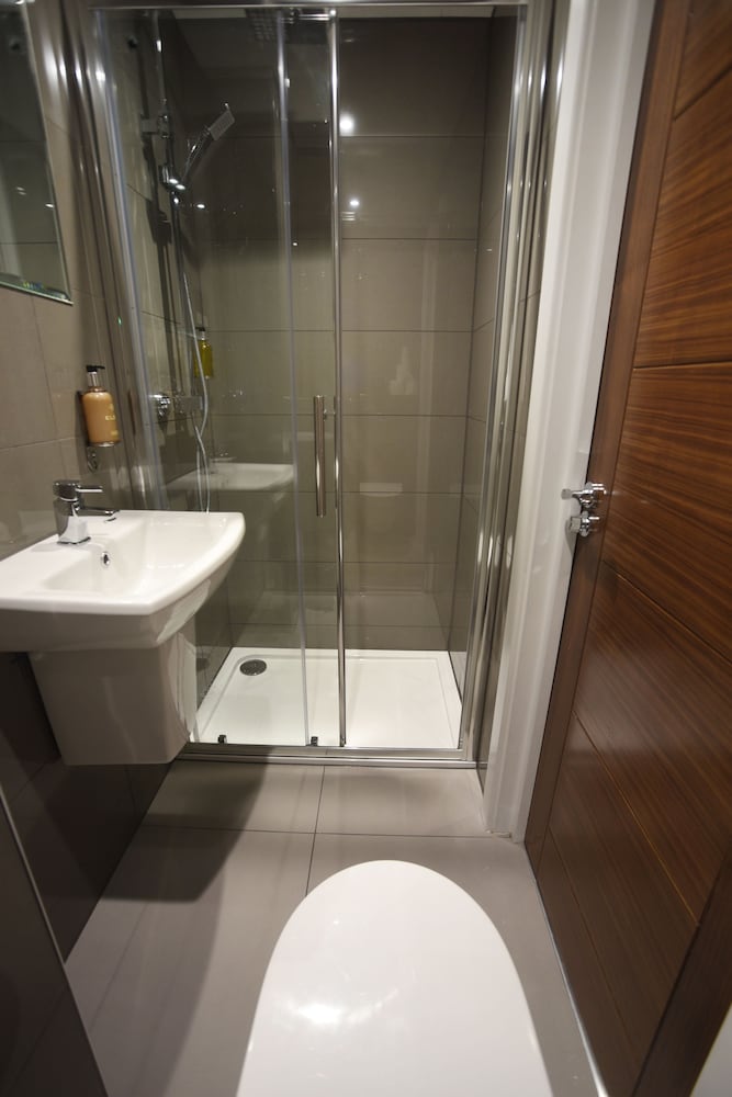 Habitación Triple Básica del hotel Trebovir. Foto 6