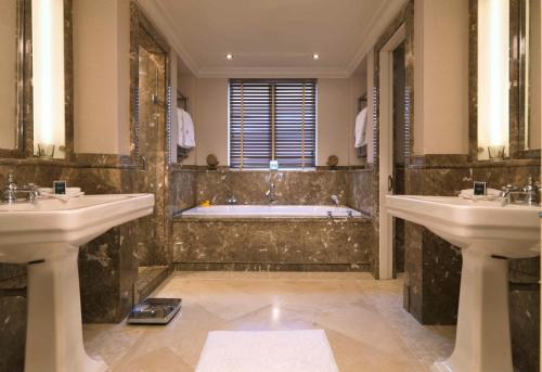 Suite Executive de 1 dormitorio del hotel The Stafford London. Foto 2