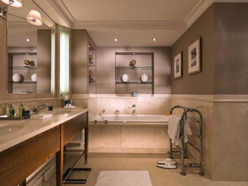 Suite Junior Executive del hotel The Stafford London. Foto 3