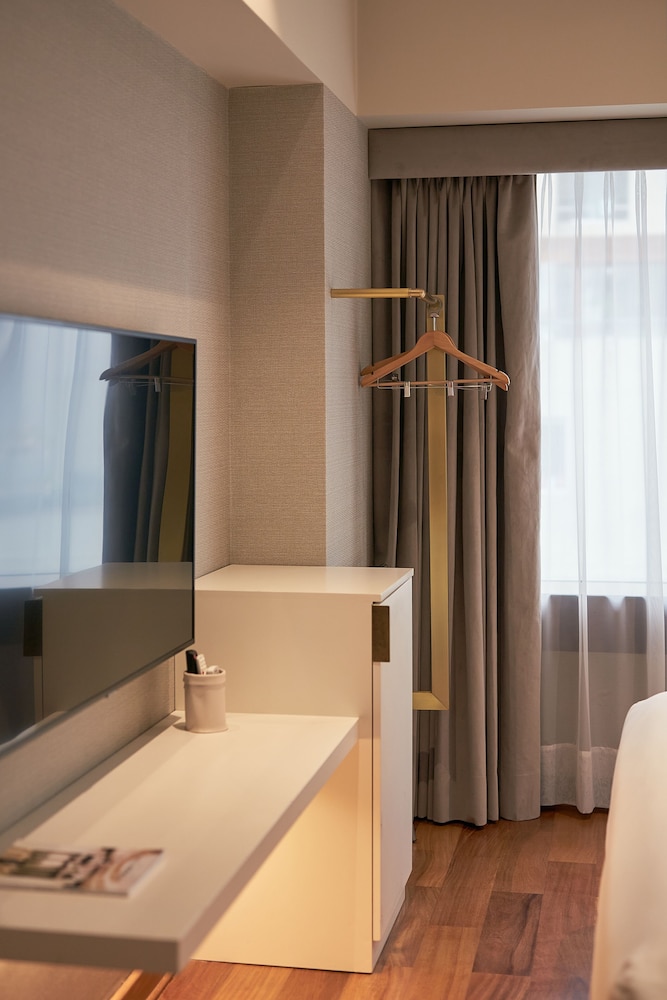 Habitación Classic con una cama King size del hotel Manto Lima – Mgallery. Foto 3