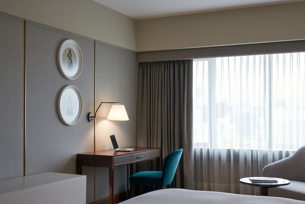 Habitación Deluxe con una cama King size del hotel Manto Lima – Mgallery. Foto 4