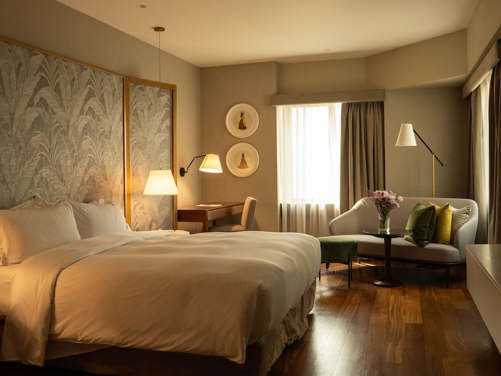 Habitación Deluxe con una cama King size del hotel Manto Lima – Mgallery. Foto 18