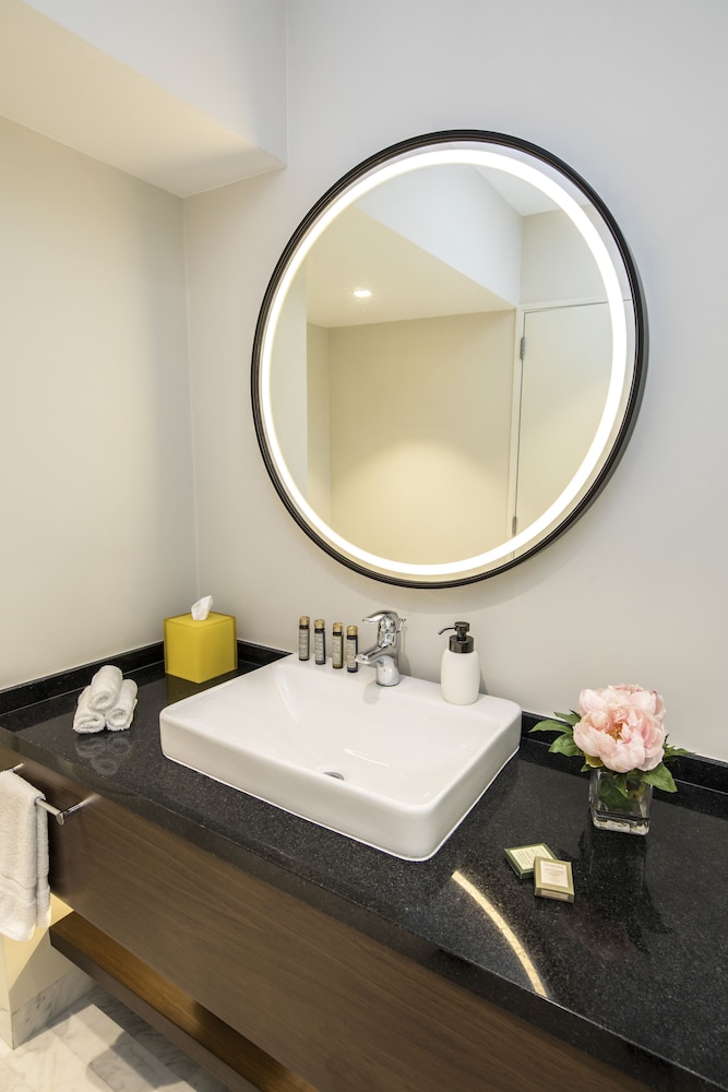 Habitación Deluxe con dos camas dobles del hotel Manto Lima – Mgallery. Foto 14