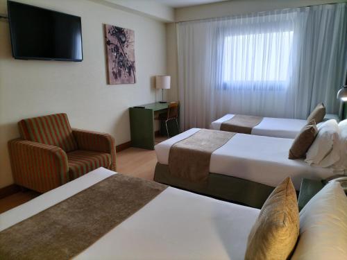 Habitación Triple del hotel Naval Sestao. Foto 1
