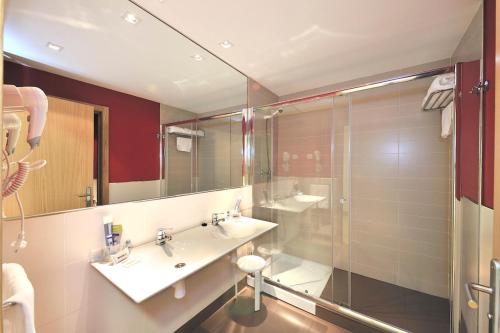 Habitación Individual del hotel Naval Sestao. Foto 4