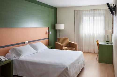 Habitación Doble del hotel Naval Sestao. Foto 1