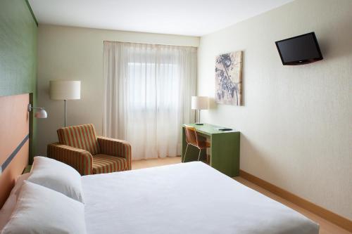 Habitación Doble del hotel Naval Sestao. Foto 2