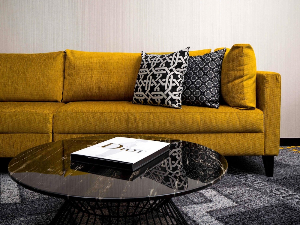 Habitación Deluxe, 1 cama de matrimonio grande del hotel Pullman Melbourne City Centre. Foto 3
