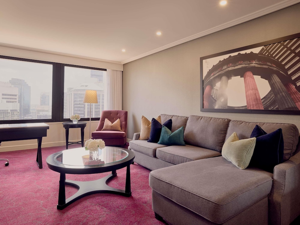 SUITE EJECUTIVA Cama King, Sofá Cama, Salón Separado, Vista a la Ciudad del hotel Sofitel Brisbane Central. Foto 6