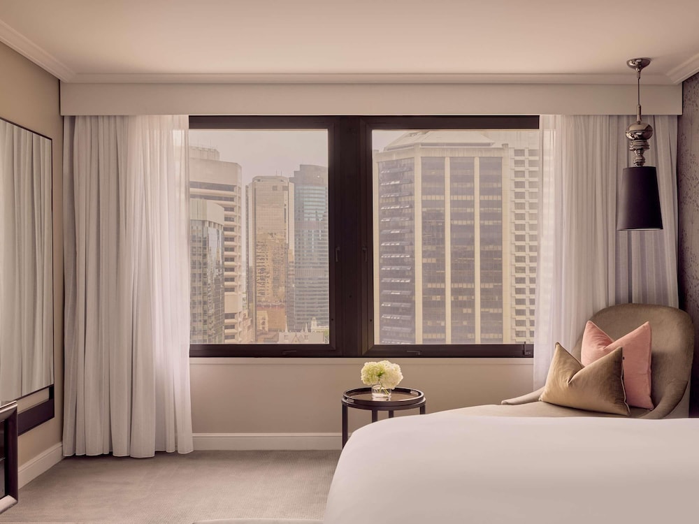 SUITE PREMIER Cama King, Salón Separado, Vista a la Ciudad, Baño Premium del hotel Sofitel Brisbane Central. Foto 1