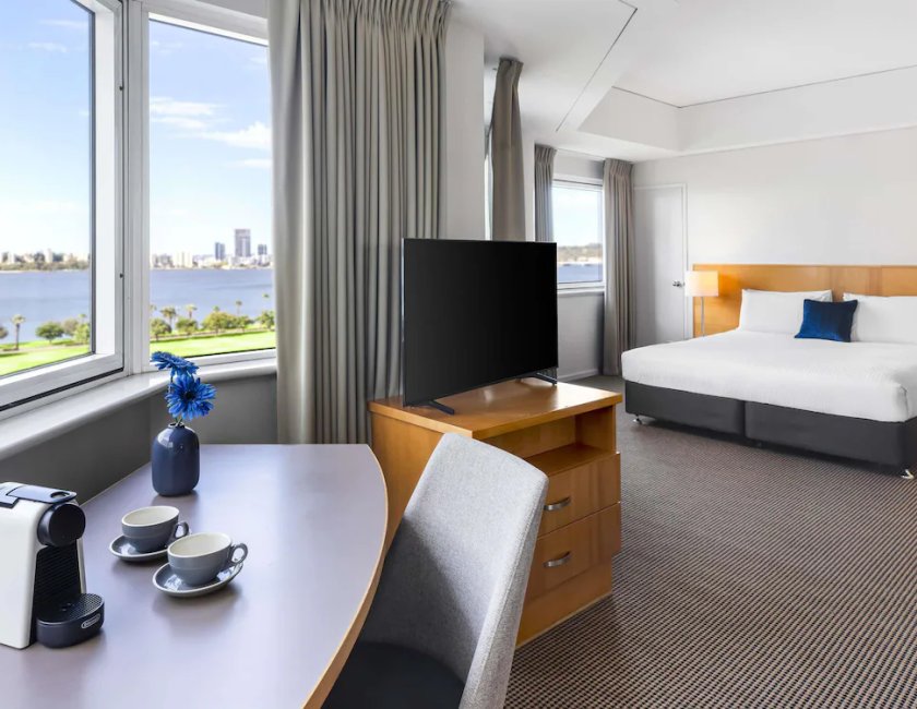 Junior suite Vista Rio 1 Cama king Con Vistas del hotel Novotel Perth Langley. Foto 2