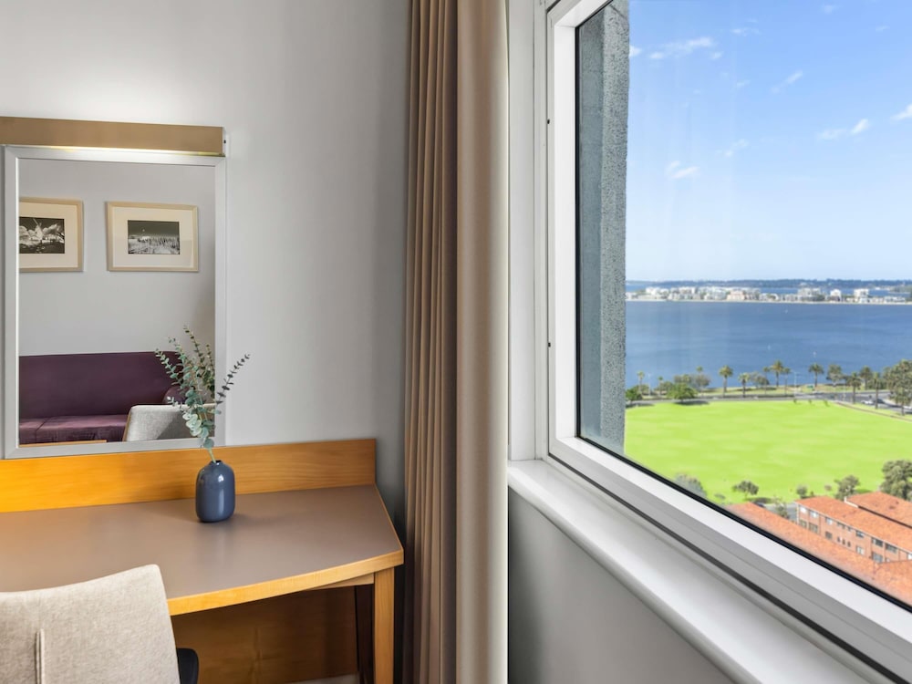 Suite Ejecutiva del hotel Novotel Perth Langley. Foto 1