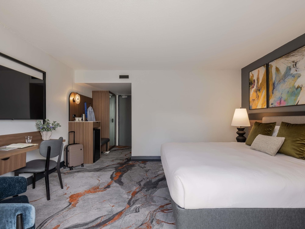 Suite Familiar con 1 Cama Queen y 2 Camas Individuales del hotel Mercure Brisbane Spring Hill. Foto 2