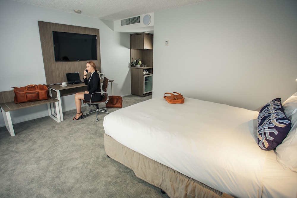 Habitación Superior con 1 Cama Queen del hotel Mercure Brisbane Spring Hill. Foto 8