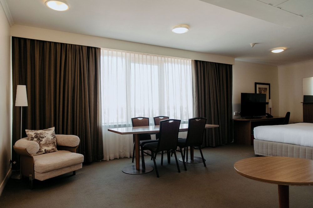 Junior Suite del hotel Mercure Sydney Parramatta. Foto 3