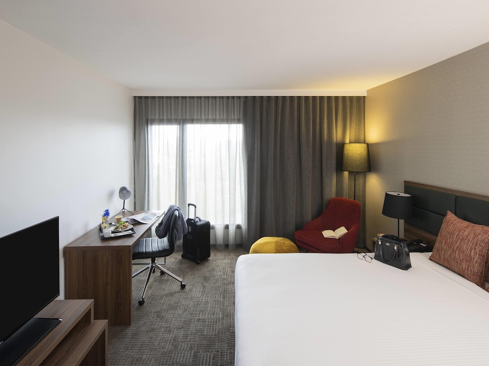HABITACIÓN DELUXE, 1 Cama King Size del hotel Novotel Sydney International Airport. Foto 2