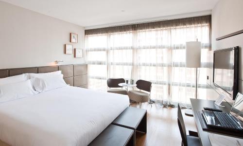 Oferta Especial - Habitación Doble - 1 o 2 camas del hotel Reina Petronila