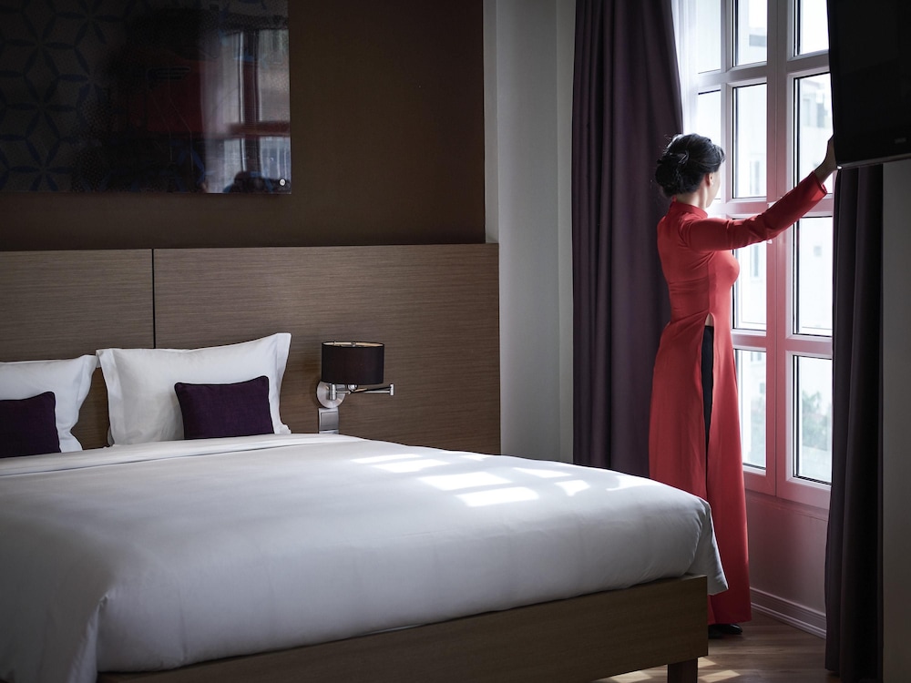 Habitación Clásica, vistas a la ciudad - 1 cama doble del hotel Mercure Hanoi La Gare. Foto 1