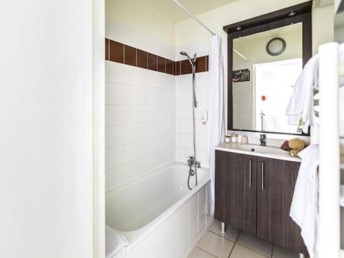 Apartamento de un dormitorio del hotel Adagio Access Orléans. Foto 6