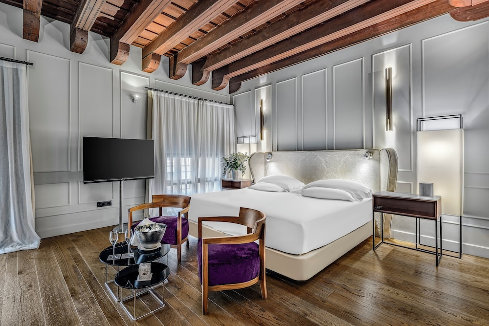 Habitación Premium del hotel Coolrooms Palacio Villapanés 5 Gl. Foto 2