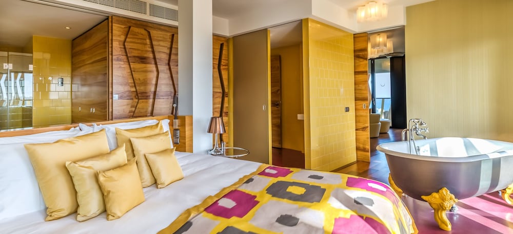 Suite (Sky) del hotel Bohemia Suites and Spa - Adults Only. Foto 2