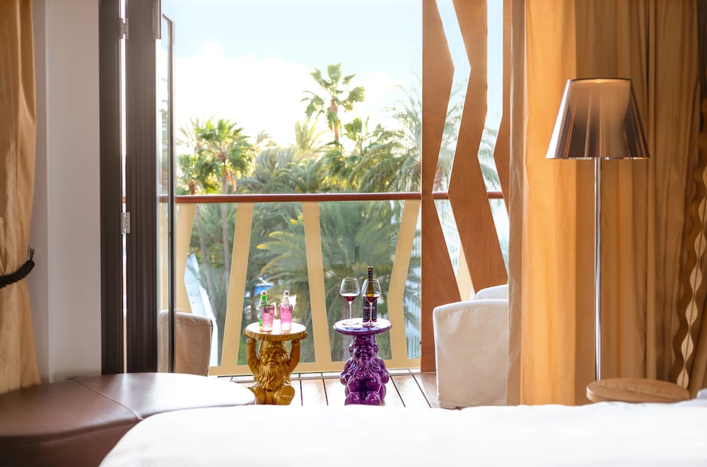 Suite junior, vistas al jardín (Single Use) del hotel Bohemia Suites and Spa - Adults Only. Foto 3